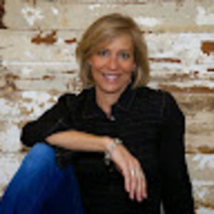 Meet your Posher, Monika